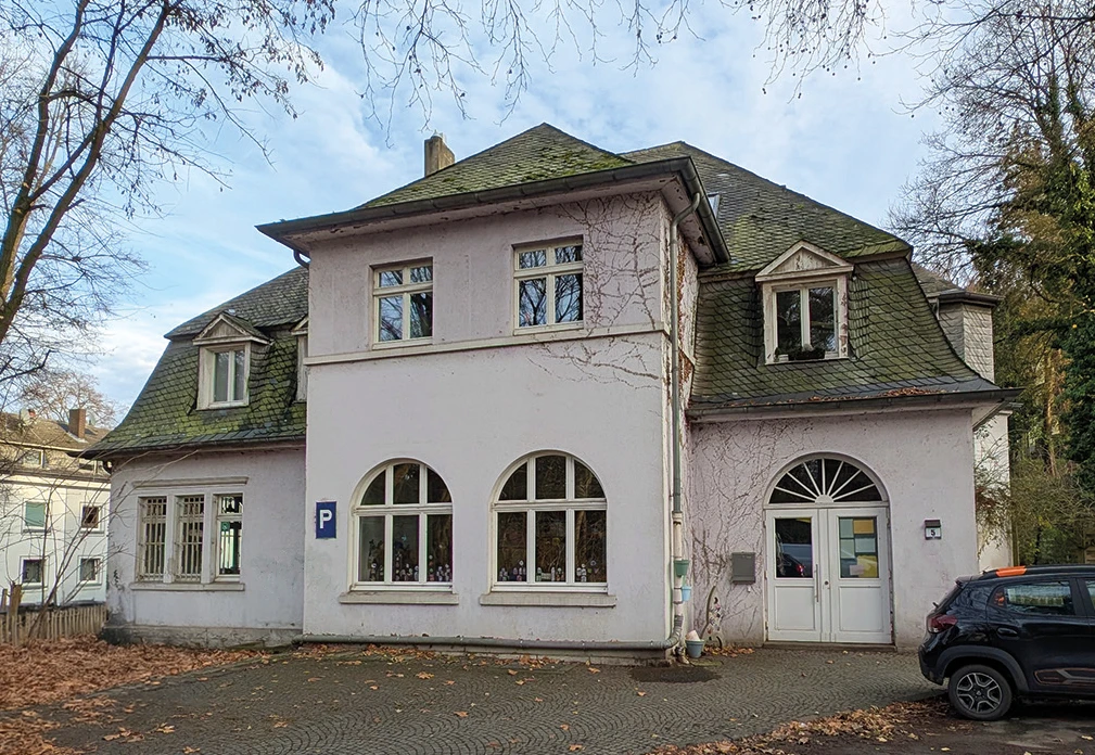 Bahnhof