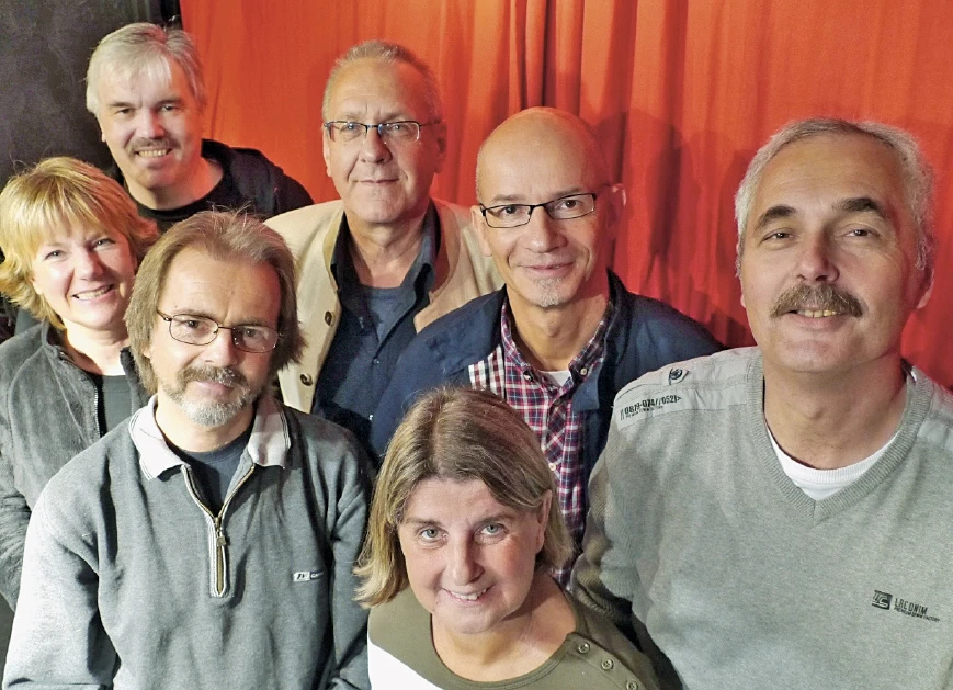 Maschinchen-Buntes-Team