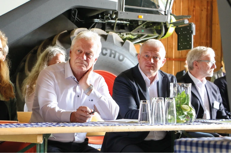 Bundesumweltminister Alois Reiner und Bürgermeister Dirk Leistner.