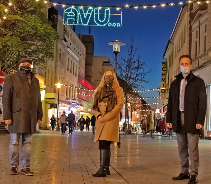 Georg Hartmann, Sandra Glomb (Hattingen Marketing), Benjamin Kreikebaum (AVU)