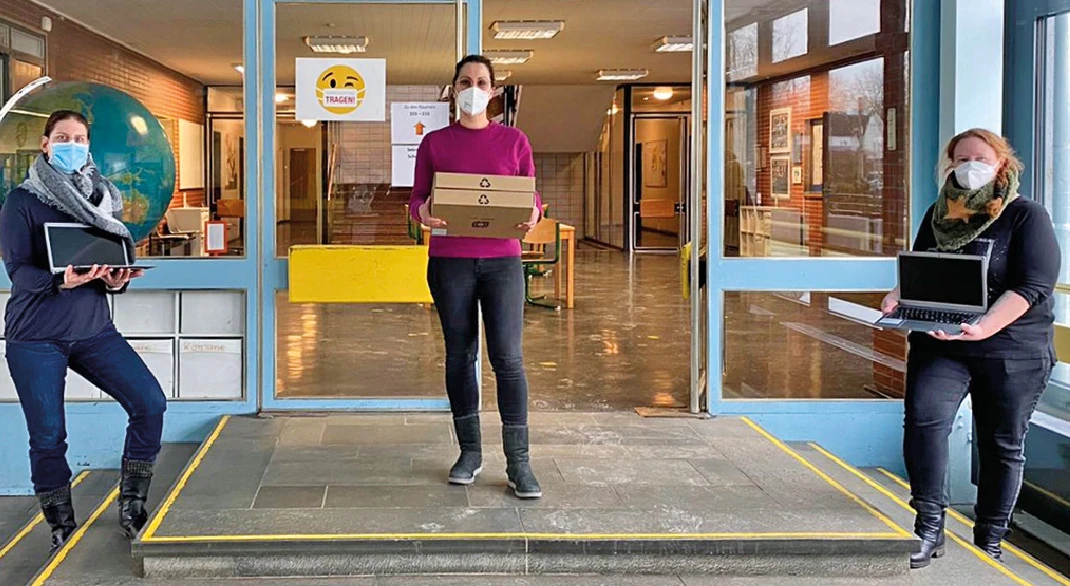 Daniela Herkströter, Doren Jassem, Sandra Stickl