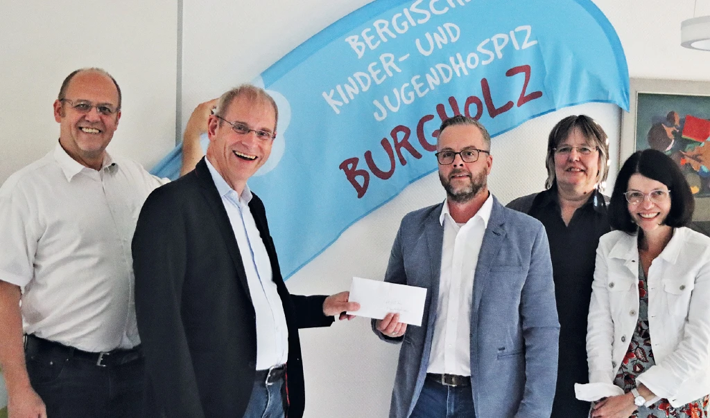 Spendenübergabe im Hospiz