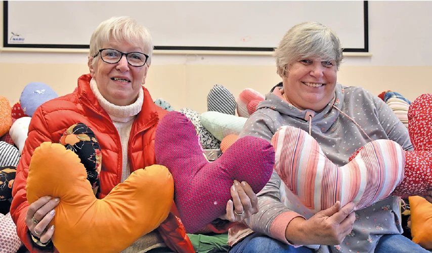 Lisbeth Söring-Spyra und Birgit Schmitz