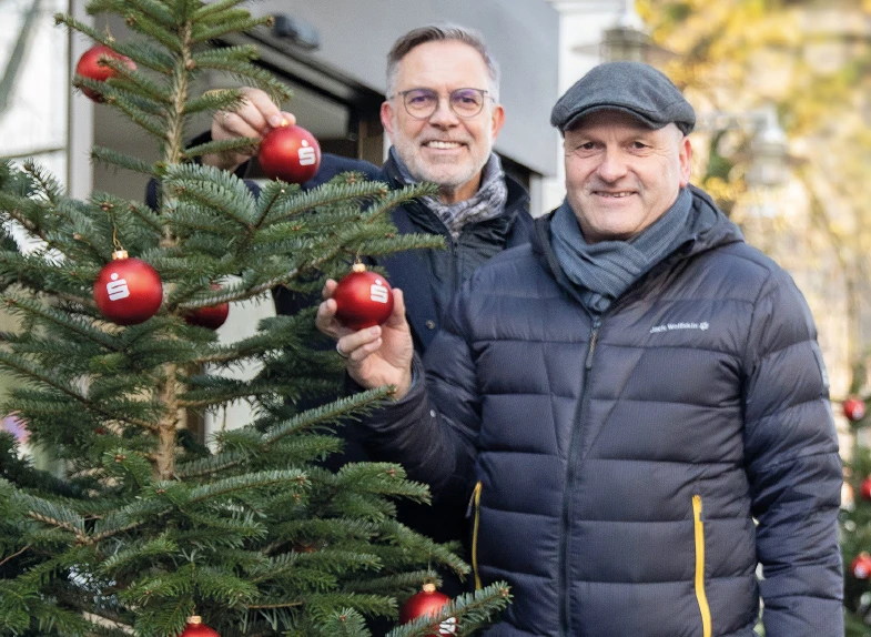 Udo Schnieders, Marketingleiter der Sparkasse Hattingen, und Georg Hartmann, Geschäftsführer von Hattingen Marketing