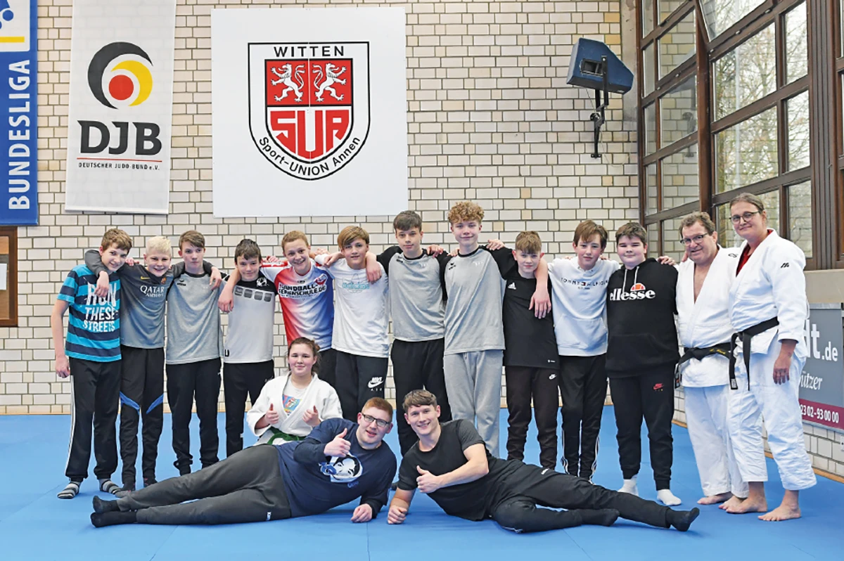 Handballer erprobten Judo
