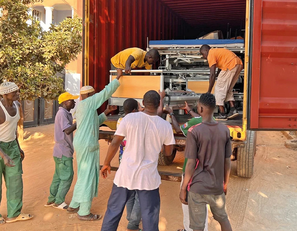 Hilfsgüter in Gambia