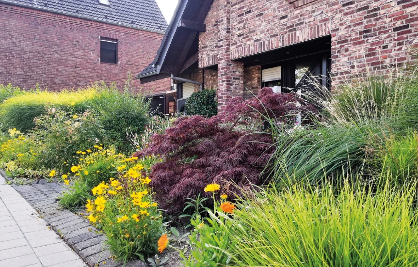 Bepflanzter Vorgarten