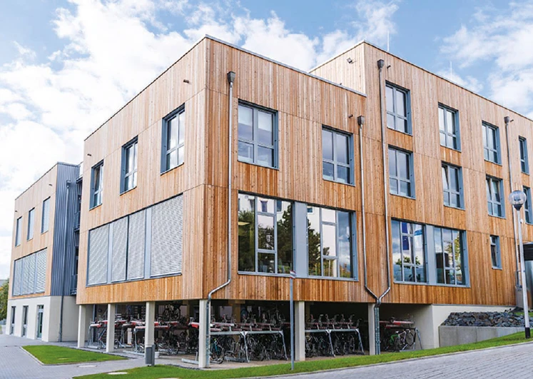 Uni-Neubau, Ostseite