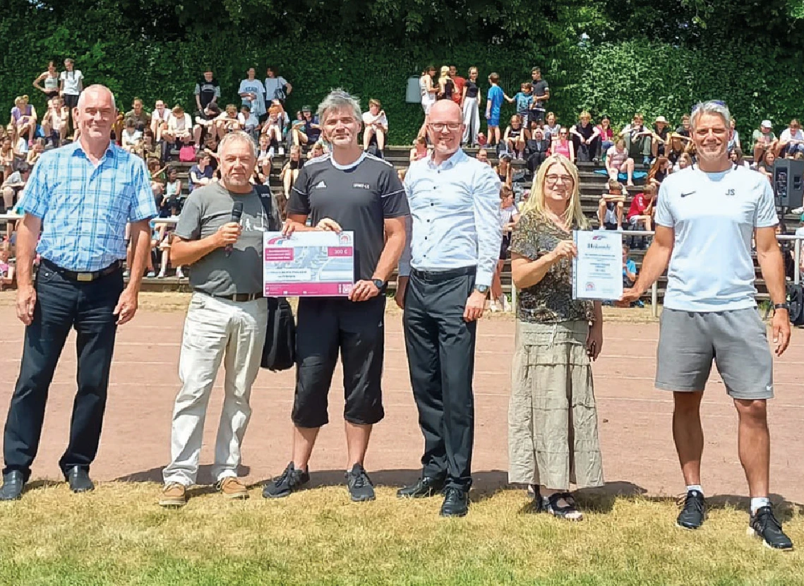 v.li.: Giesbert Tiede, Michael Heise, Christian Siepmann, Torsten Grabinski, Dagmar Möllers und Jens Schlegel. 