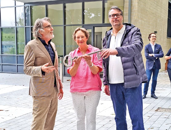 Schlüsselübergabe