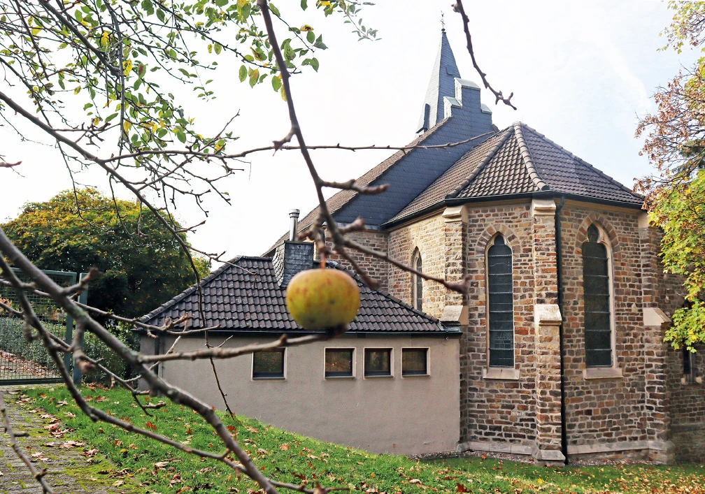 Die Kirche St. Engelbert in Hattingen-Niederbonsfeld.