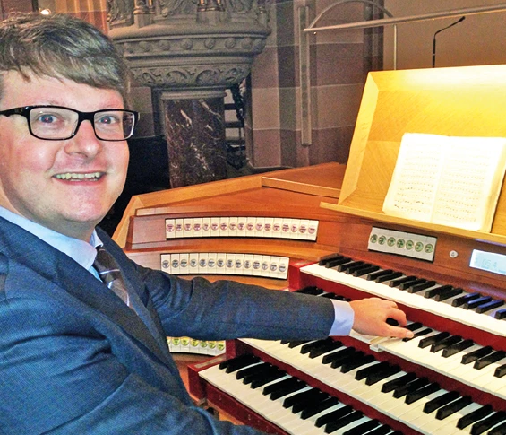 Christian Vorbeck an der Orgel