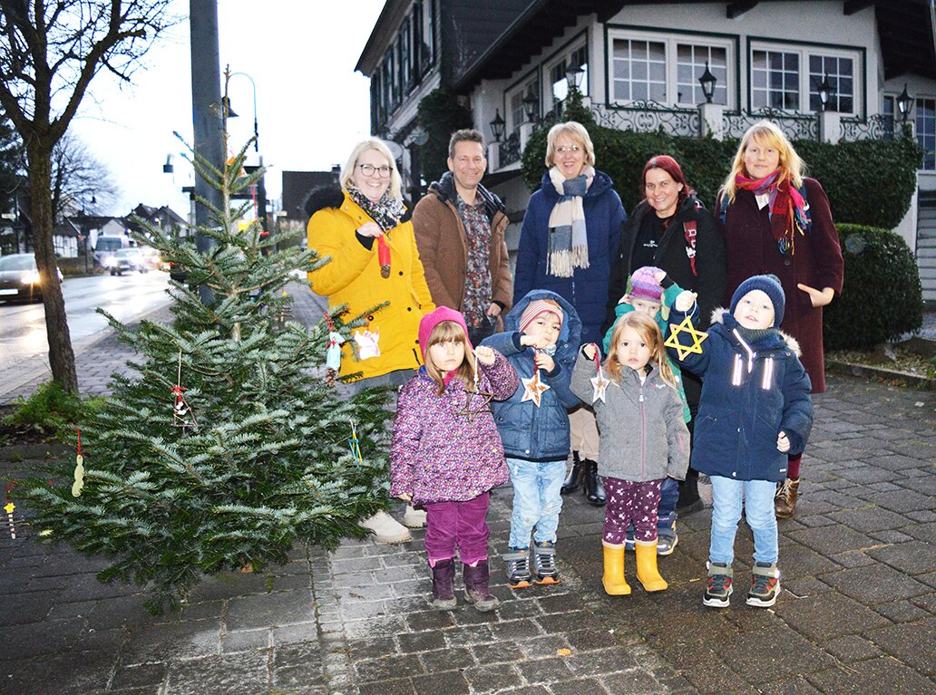 SPR-Weihnachtsbaumschmuck-2024-2025.jpg