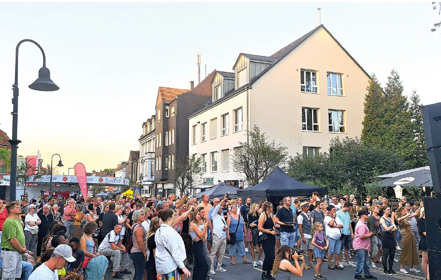 Foto von Festbesuchern