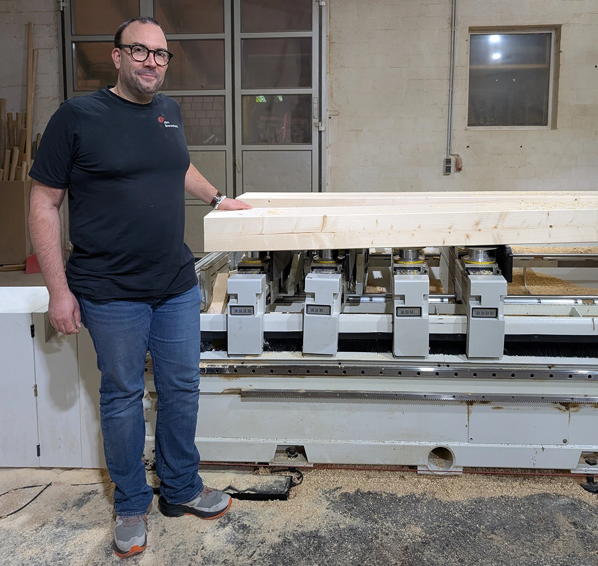 Jörn Brenscheidt in seiner Werkstatt.